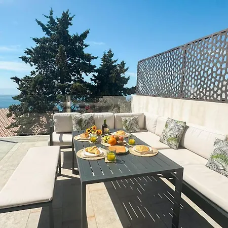 Villatierra. Luxury Villa. Views In